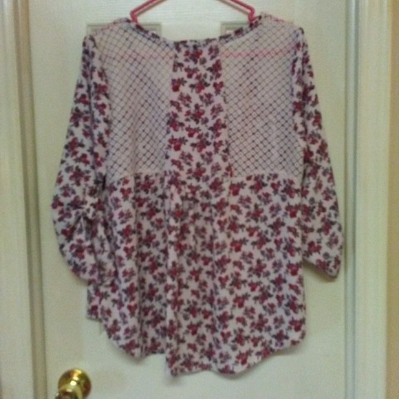 Rewind Tops - Rewind Floral Crochet Blouse